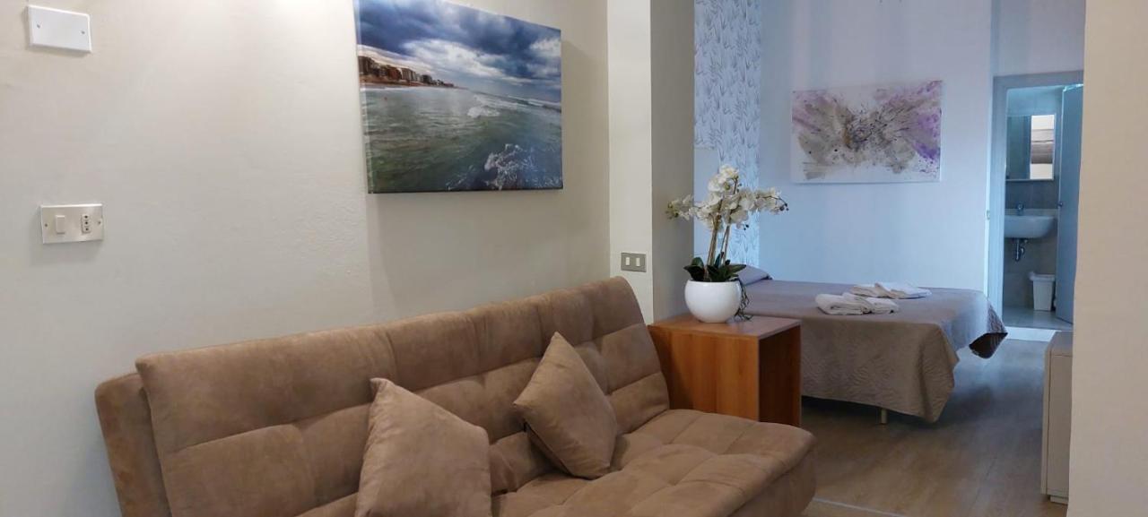 Hotel Ermeti B&B Brunch Riccione Exterior photo